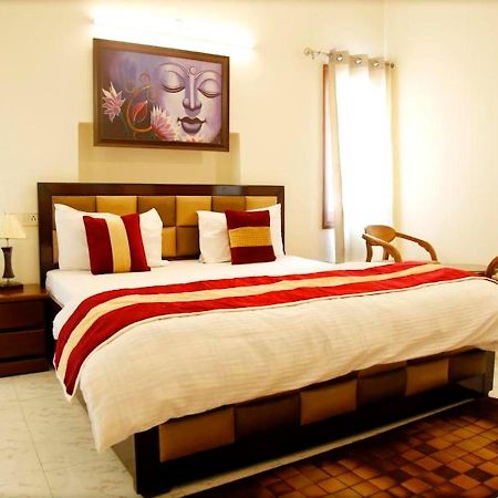 Maplewood Guest House, Neeti Bagh, New Delhiit is a Boutiqu Guest House - room 8 Extérieur photo