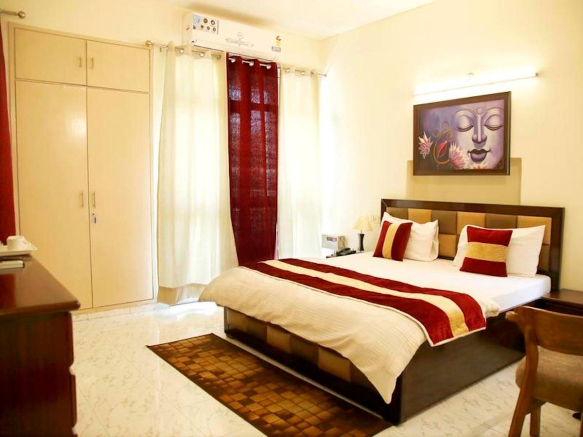 Maplewood Guest House, Neeti Bagh, New Delhiit is a Boutiqu Guest House - room 8 Extérieur photo