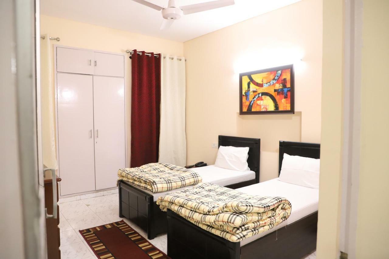 Maplewood Guest House, Neeti Bagh, New Delhiit is a Boutiqu Guest House - room 8 Extérieur photo