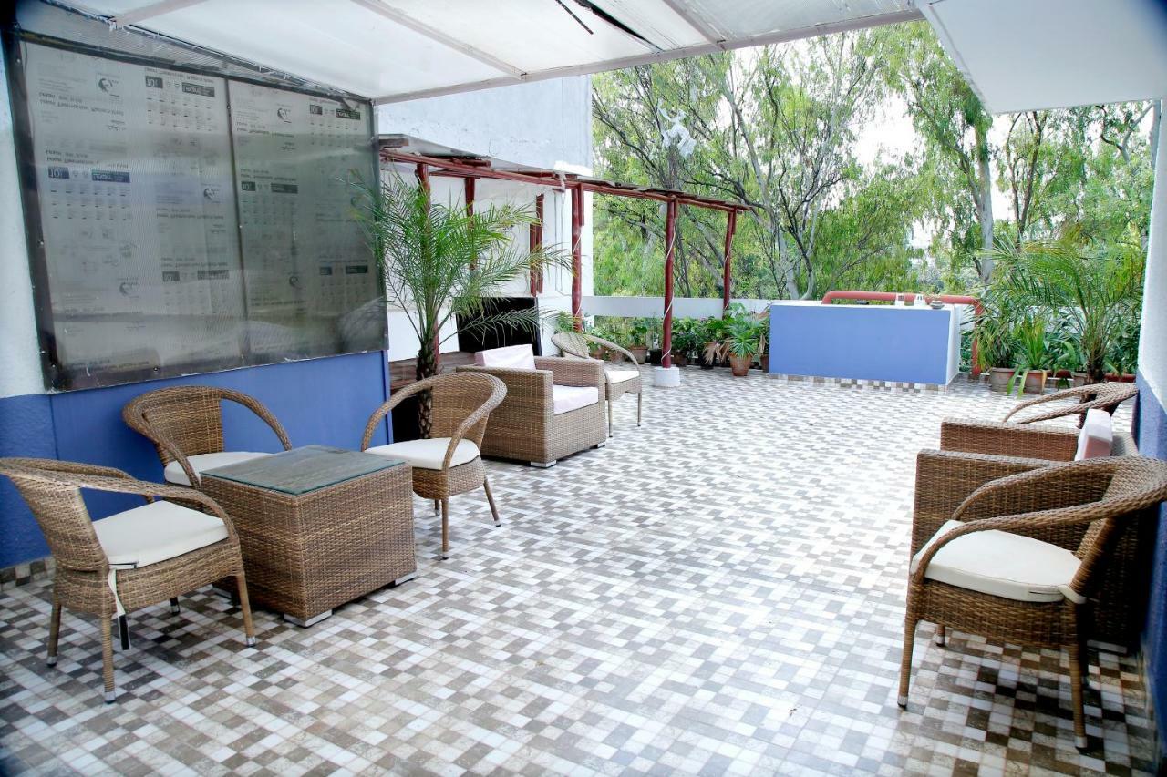 Maplewood Guest House, Neeti Bagh, New Delhiit is a Boutiqu Guest House - room 8 Extérieur photo