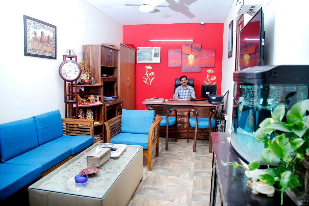 Maplewood Guest House, Neeti Bagh, New Delhiit is a Boutiqu Guest House - room 8 Extérieur photo